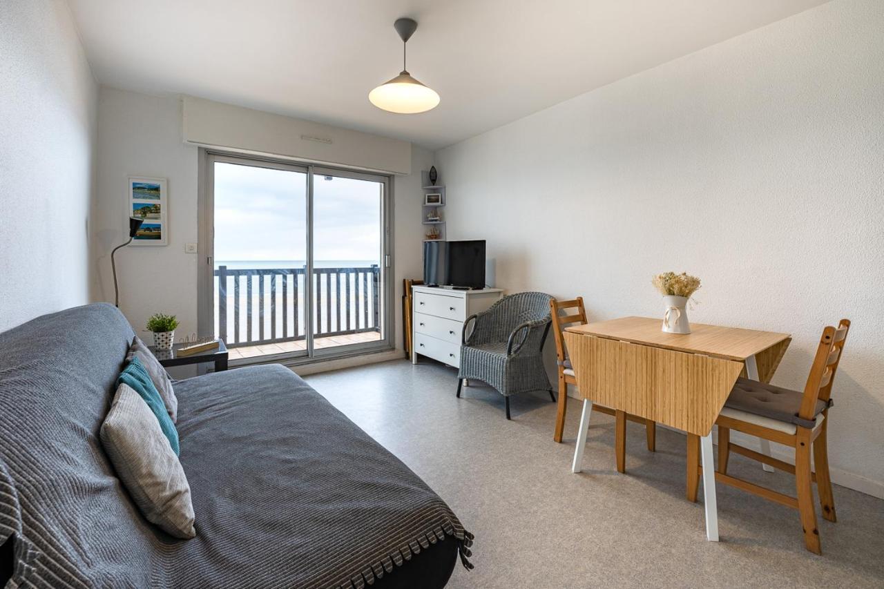 Joli Studio Avec Vue Panoramique Sur La Mer Houlgate Esterno foto